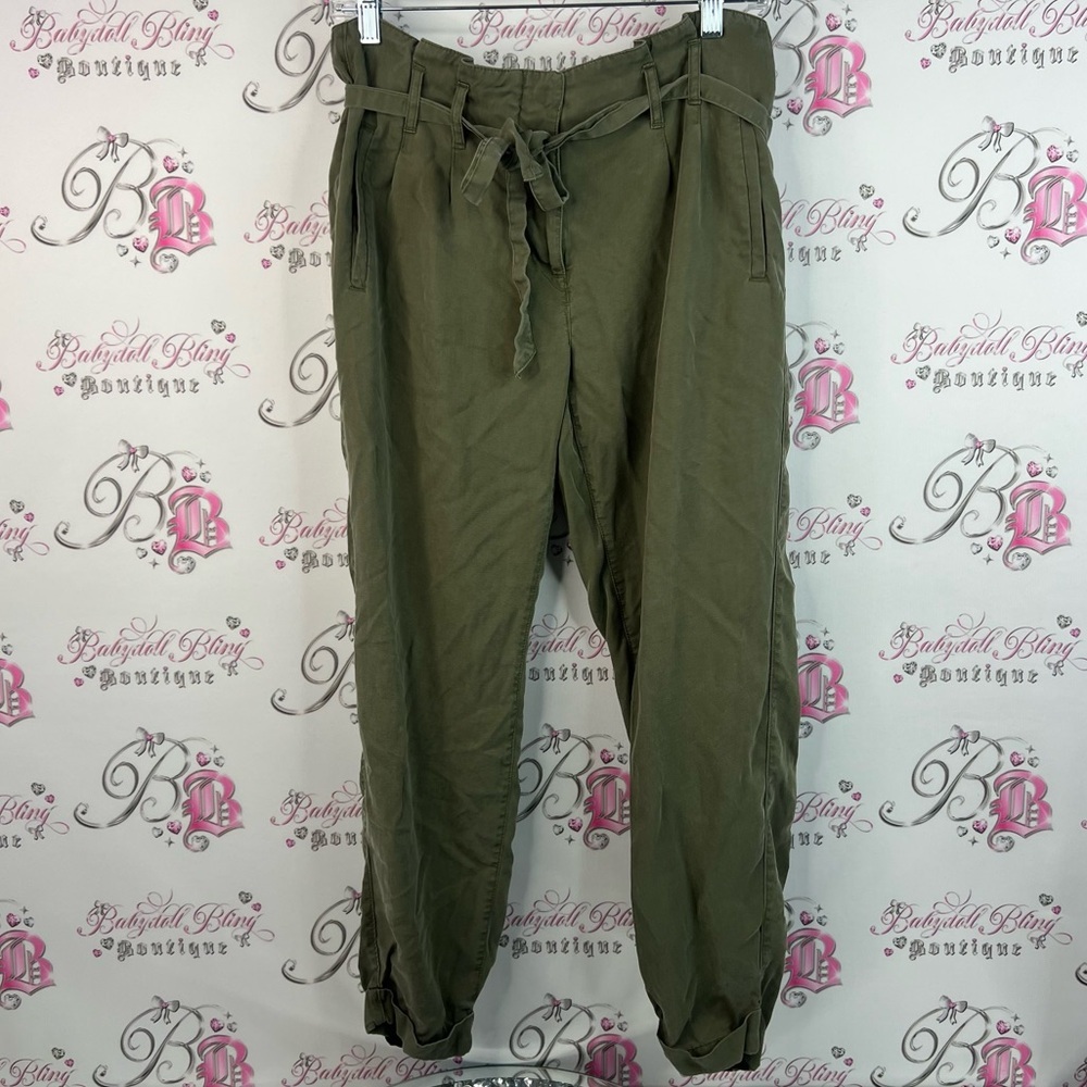RW&CO. Pants cargo joggers green military belted belt Khaki Straight Leg Pants